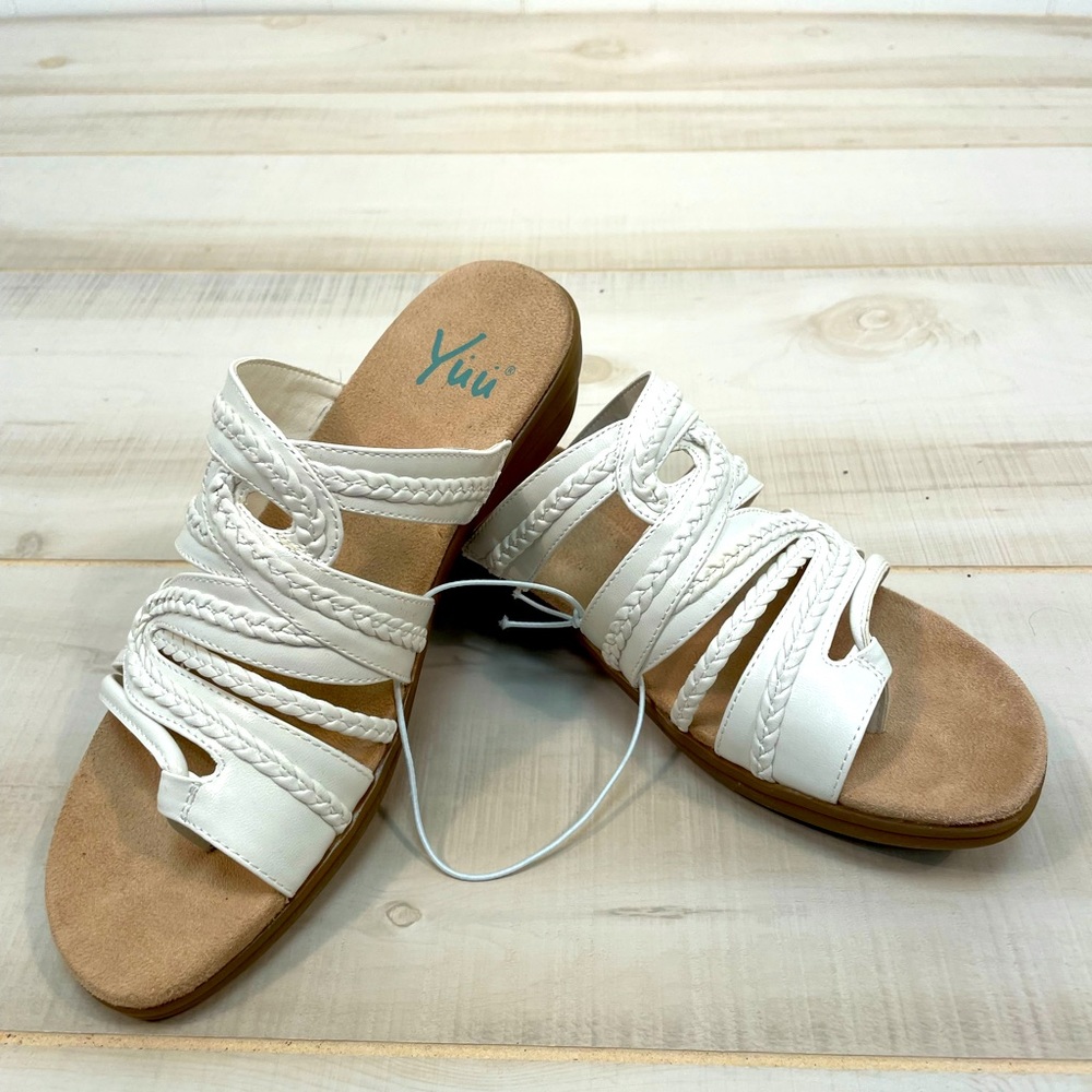 Yuu NIB Dansa White Thong Mule Sandals 7 - Picture 4 of 10